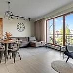 Waterlane Island - Riverview Pool, Spa, Gym & Parking By Downtown Apartments