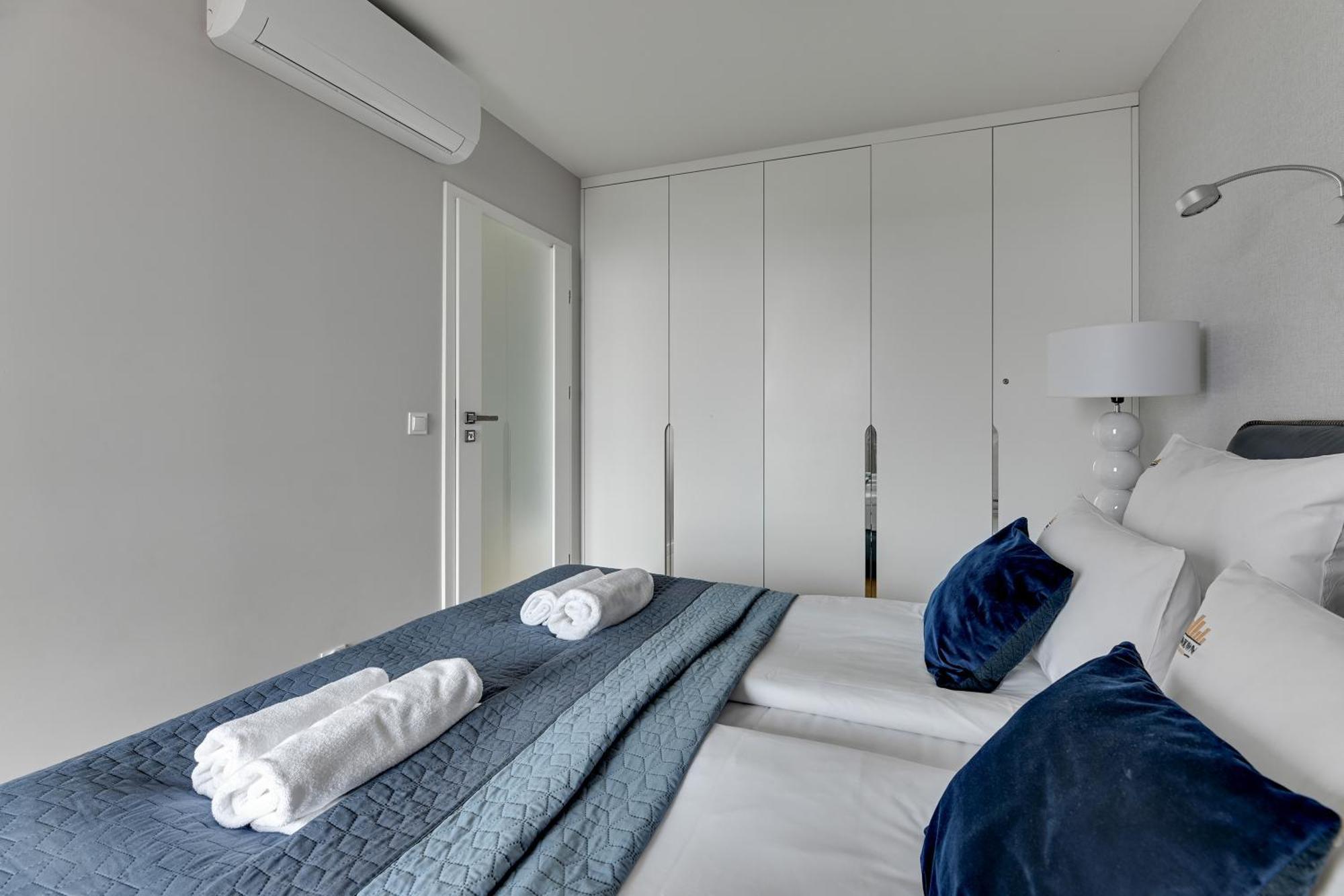 Waterlane Island - Riverview Pool, Spa, Gym & Parking By Downtown Leilighet